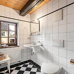 Weingut Schuh Guest house 3*