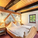 Weingut Schuh 3*