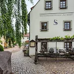 ゲストハウス Weingut Schuh 3*