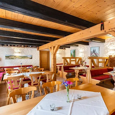 Weingut Schuh Guest house Coswig (Saxony)
