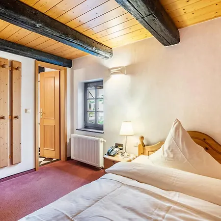 Weingut Schuh 3* Косвиг