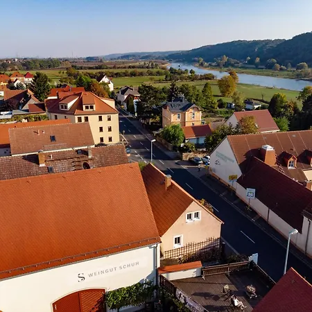 Гостевой дом Weingut Schuh 3*