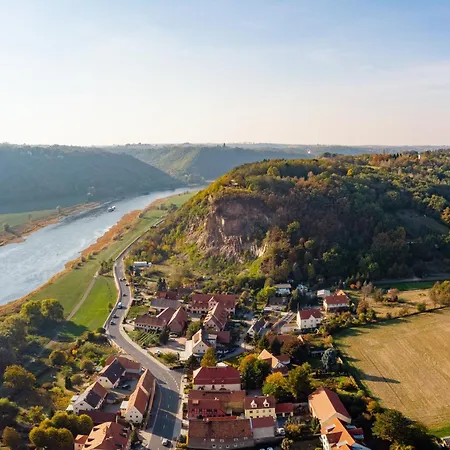 Гостевой дом Weingut Schuh