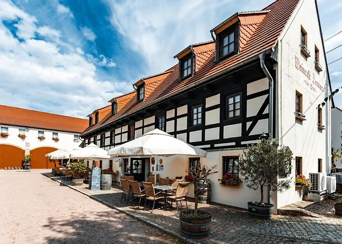 Weingut Schuh Guest house 3*