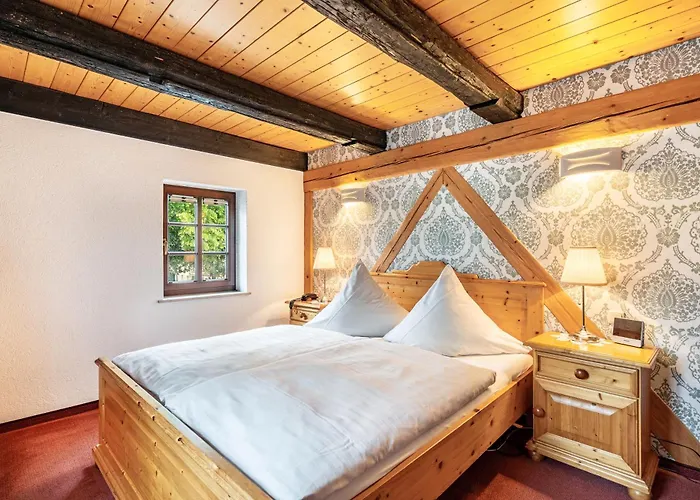 Weingut Schuh Guest house 3*