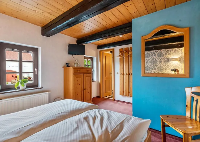 Guest house Weingut Schuh 3*